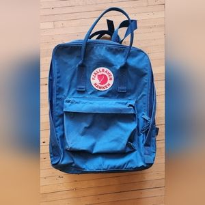Teal Fjallraven Kanken Backpack
